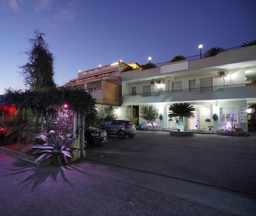 Hotel Stefany Lago Patria Exteriér fotografie